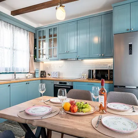 Apartament Archangel's Nest - Hug Asfendiou