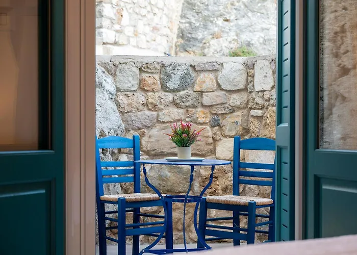 Archangel's Nest - Hug