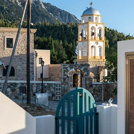 Archangel's Nest - Hug דירה