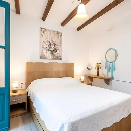 Archangel's Nest - Hug Apartment