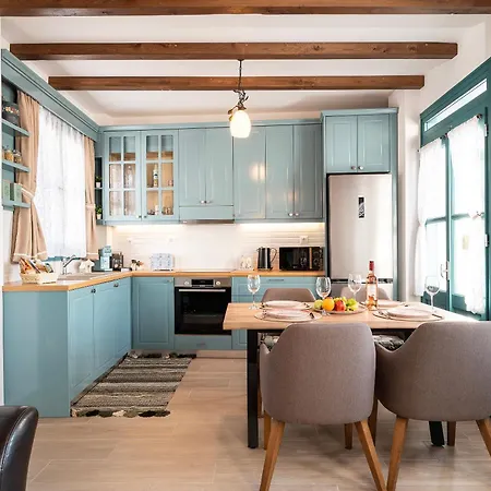 Archangel's Nest - Hug Asfendiou